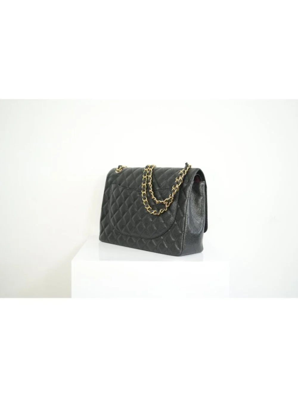 CHANEL good